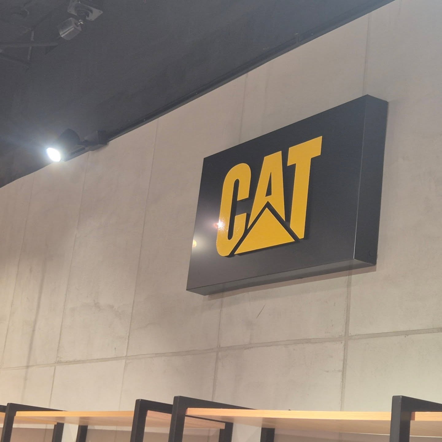 CAT · Caterpillar
